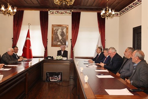 Valimiz Doç. Dr. Kübra Güran Yiğitbaşı Başkanlığında Çay İlçesi Köy Muhtarlarının Katıldığı Toplantı Gerçekleştirildi